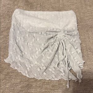 Tillys white lace cropped tube top